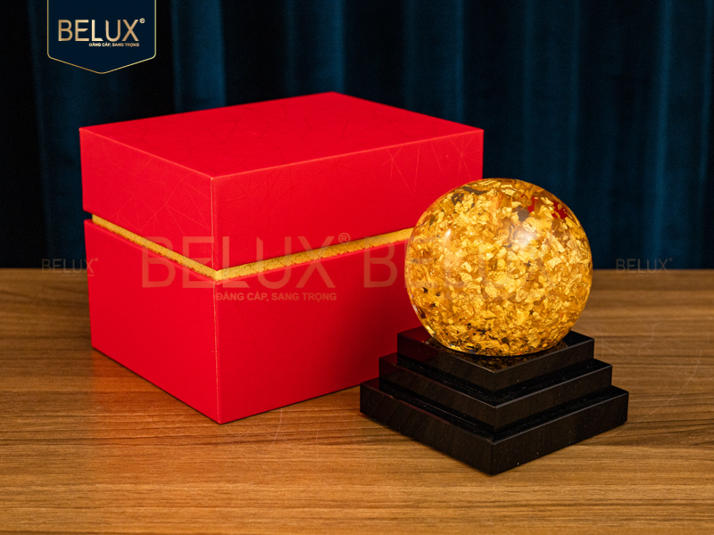 Quả Cầu Pha Lê Phong Thủy Đúc Lá Vàng 9999